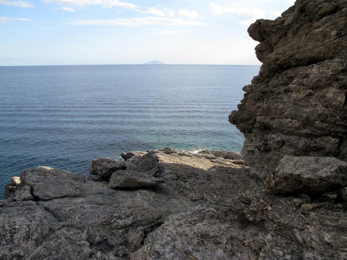 קאפוליברי Isola D'Elba Come In Barca, A Un Tuffo Dal Mare מראה חיצוני תמונה
