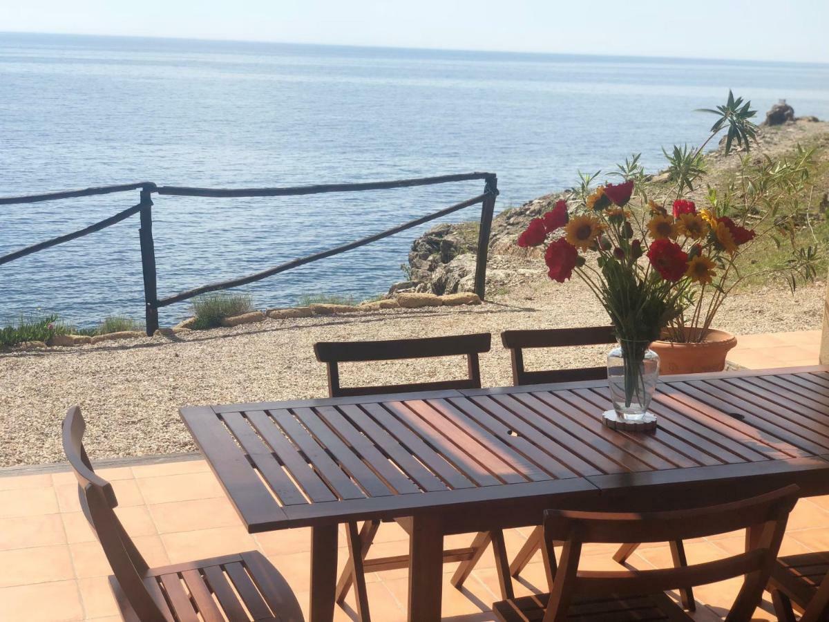 קאפוליברי Isola D'Elba Come In Barca, A Un Tuffo Dal Mare מראה חיצוני תמונה